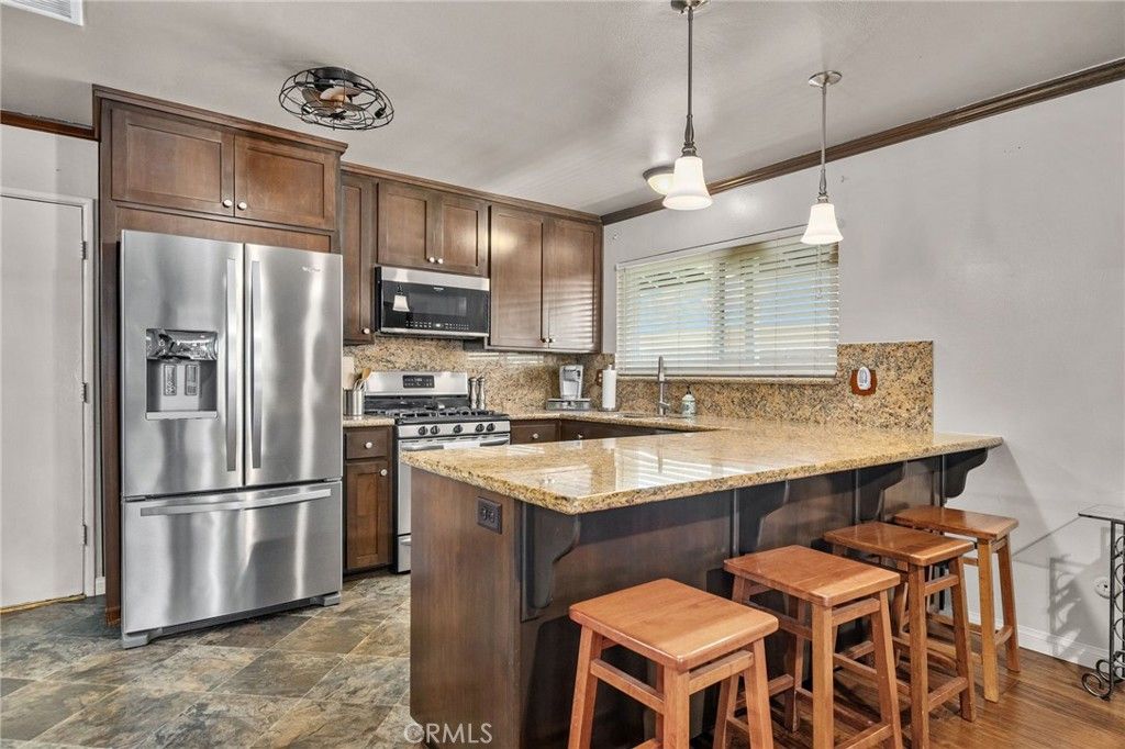 Image 11 of property listing at 3194 Belvedere Avenue, Highland, CA 92346
