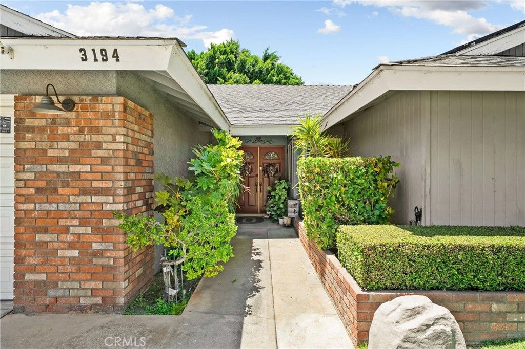 Image 4 of property listing at 3194 Belvedere Avenue, Highland, CA 92346