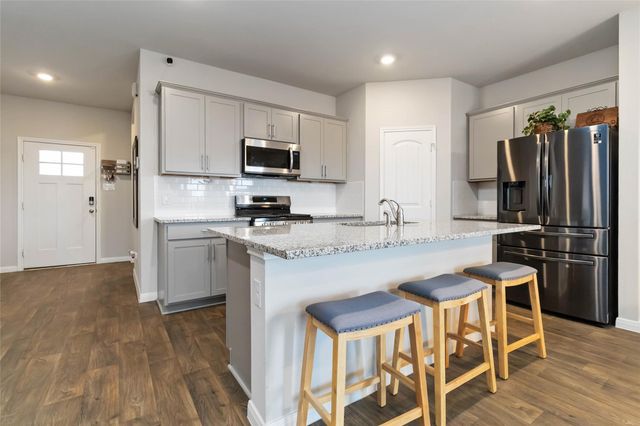 118 Ballyneal LN, San Marcos, TX 78666