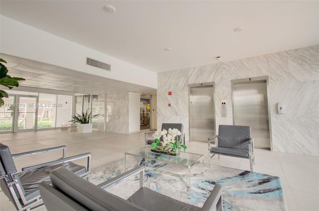 401 Golden Isles Dr 702, Hallandale Beach, FL 33009