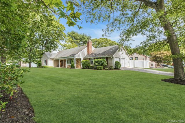 23 Bently Lane, Stony Brook, NY 11790