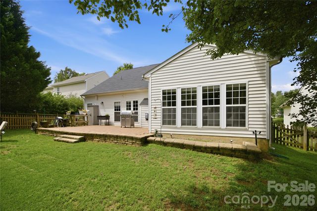 10010 Spring Park Drive, Charlotte, NC 28269