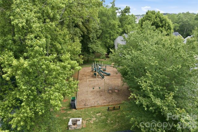 10010 Spring Park Drive, Charlotte, NC 28269