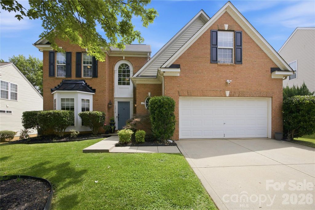 10010 Spring Park Drive, Charlotte, NC 28269