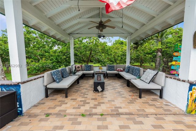 20740 SW 248th St, Homestead, FL 33031