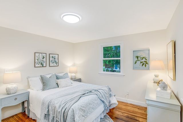 167 Center St, Groveland, MA 01834