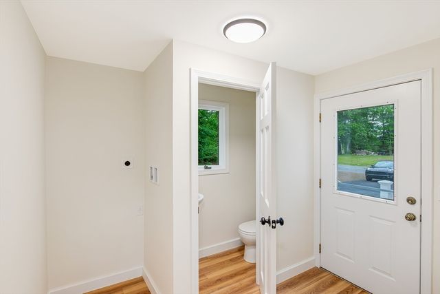 167 Center St, Groveland, MA 01834