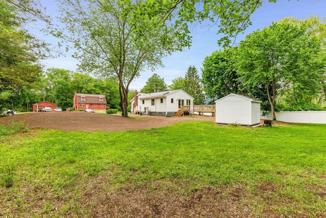 167 Center St, Groveland, MA 01834
