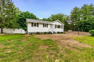 167 Center St, Groveland, MA 01834