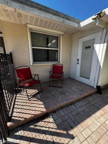 8409 Tahiti RD A, Fort Myers, FL 33967