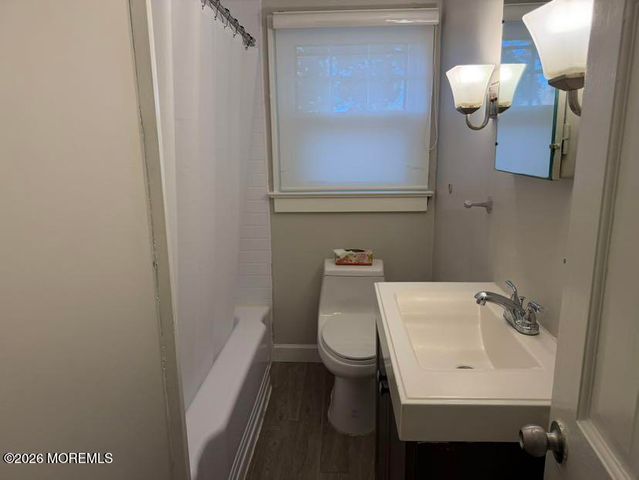 32 Baker Drive, West Long Branch, NJ 07764