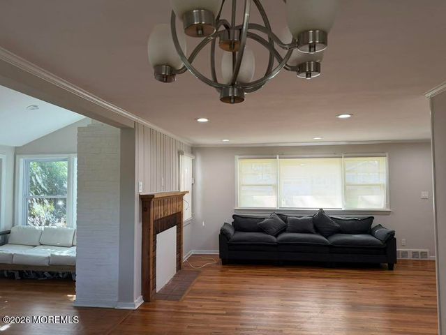32 Baker Drive, West Long Branch, NJ 07764