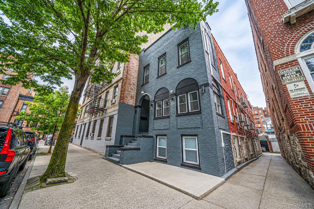 2775 Pond Place, Bronx, NY 10458
