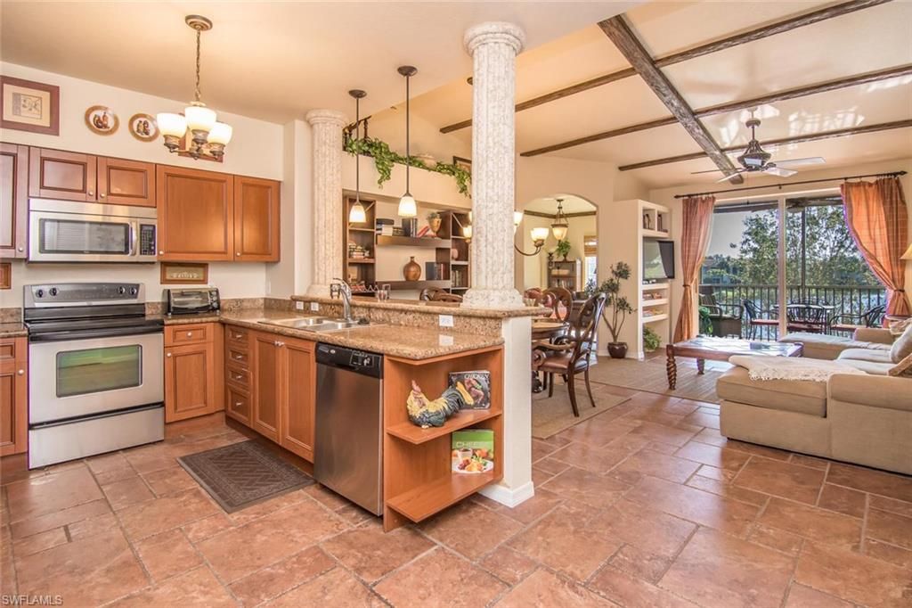 20230 Estero Gardens CIR 206, ESTERO, FL 33928 — exterior