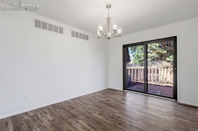 2973 Mesa Road A, Colorado Springs, CO 80904