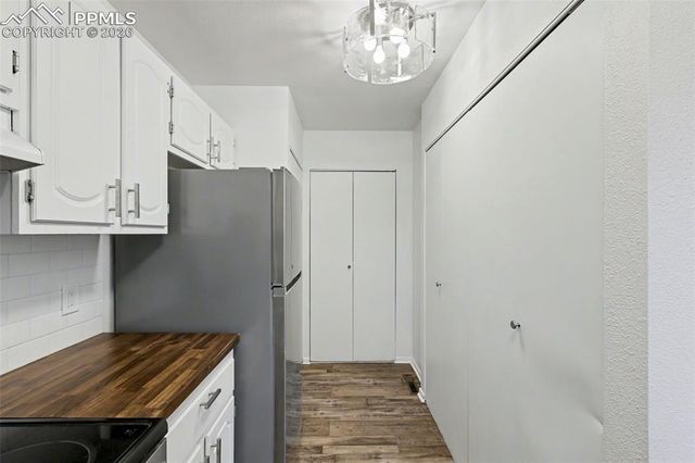 2973 Mesa Road A, Colorado Springs, CO 80904