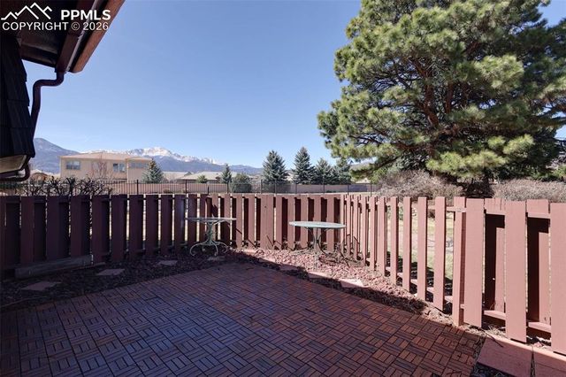 2973 Mesa Road A, Colorado Springs, CO 80904