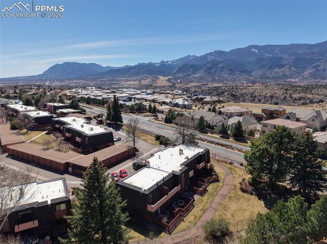 2973 Mesa Road A, Colorado Springs, CO 80904