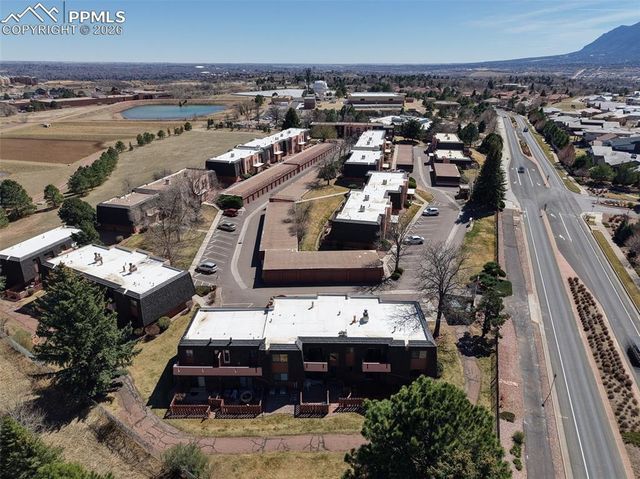 2973 Mesa Road A, Colorado Springs, CO 80904