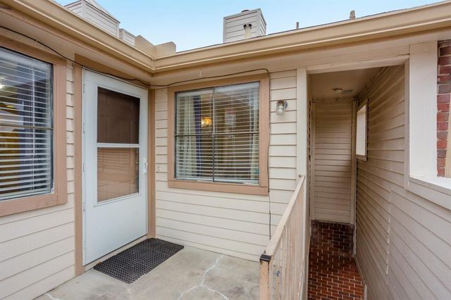 1103 Dulles Avenue 201, Stafford, TX 77477