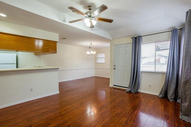 1103 Dulles Avenue 201, Stafford, TX 77477