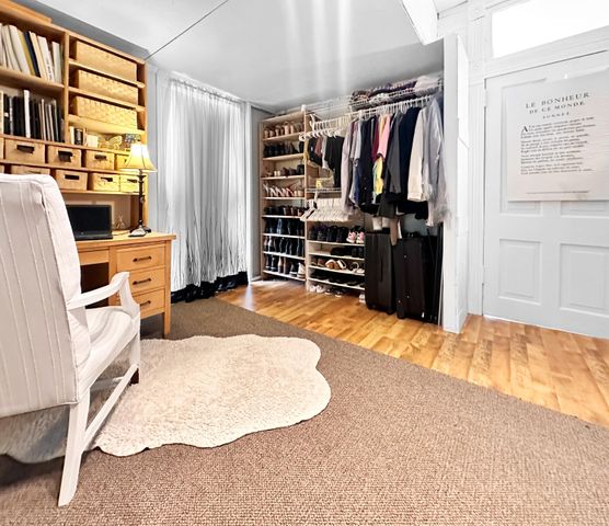 203 S 1st St, Leesville, LA 71446