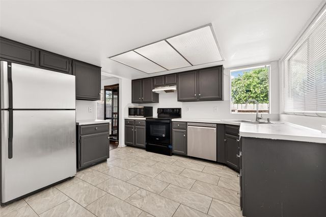 6203 Downwood Forest Drive, Houston, TX 77088