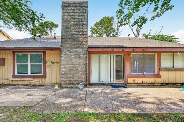 6203 Downwood Forest Drive, Houston, TX 77088