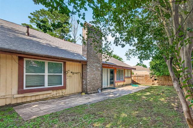 6203 Downwood Forest Drive, Houston, TX 77088