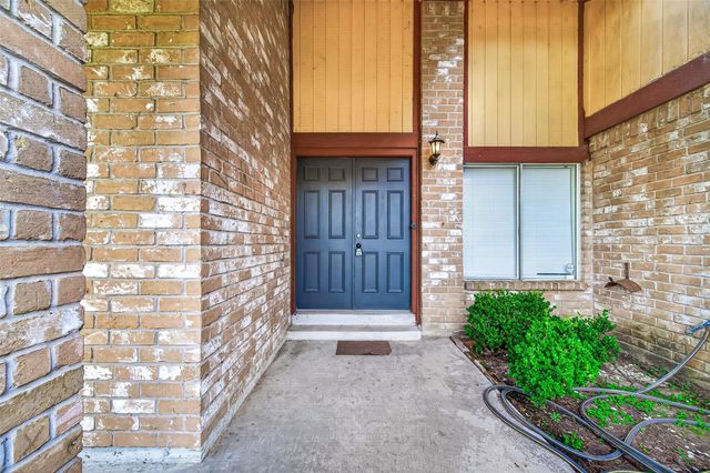 6203 Downwood Forest Drive, Houston, TX 77088