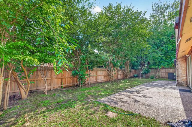 6203 Downwood Forest Drive, Houston, TX 77088