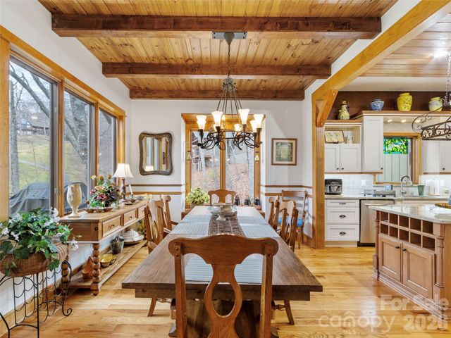 324 Austin Mountain Drive, Burnsville, NC 28714