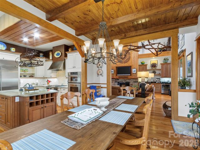 324 Austin Mountain Drive, Burnsville, NC 28714