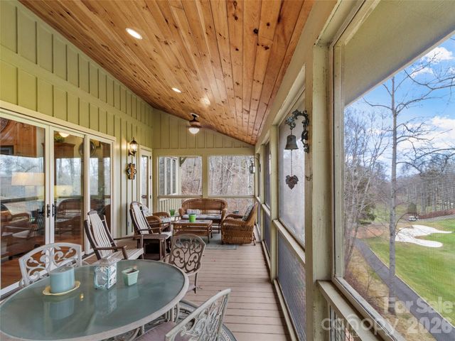 324 Austin Mountain Drive, Burnsville, NC 28714