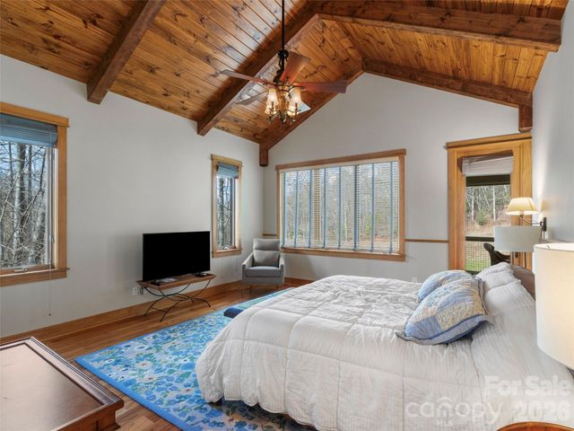 324 Austin Mountain Drive, Burnsville, NC 28714