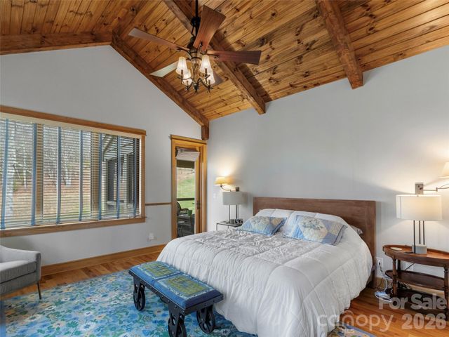 324 Austin Mountain Drive, Burnsville, NC 28714
