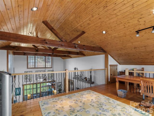 324 Austin Mountain Drive, Burnsville, NC 28714