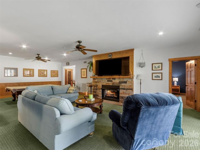 324 Austin Mountain Drive, Burnsville, NC 28714