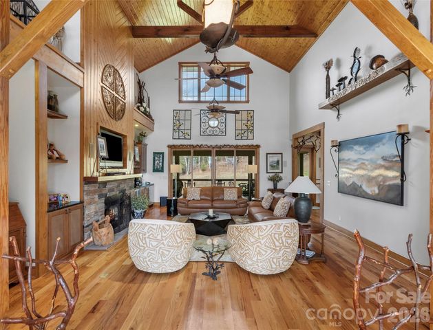 324 Austin Mountain Drive, Burnsville, NC 28714