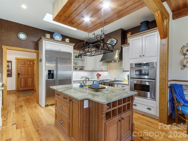 324 Austin Mountain Drive, Burnsville, NC 28714