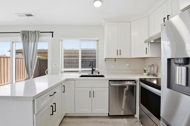 27492 Ponderosa Court, Hayward, CA 94545