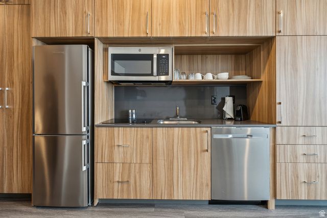 2670 W CANYONS RESORT DR #325, Park City, UT 84098