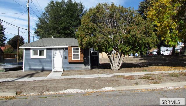 346 Chamberlin, Idaho Falls, ID 83402