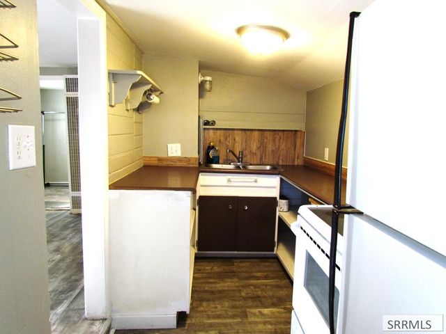 346 Chamberlin, Idaho Falls, ID 83402