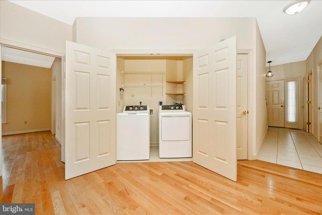 1 KELLER LN, Middletown, MD 21769