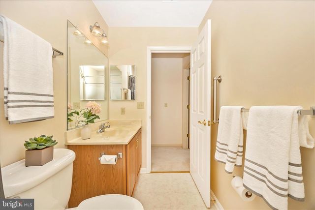 1 KELLER LN, Middletown, MD 21769