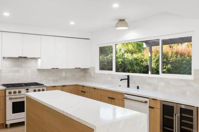13743 Recuerdo Drive, Del Mar, CA 92014