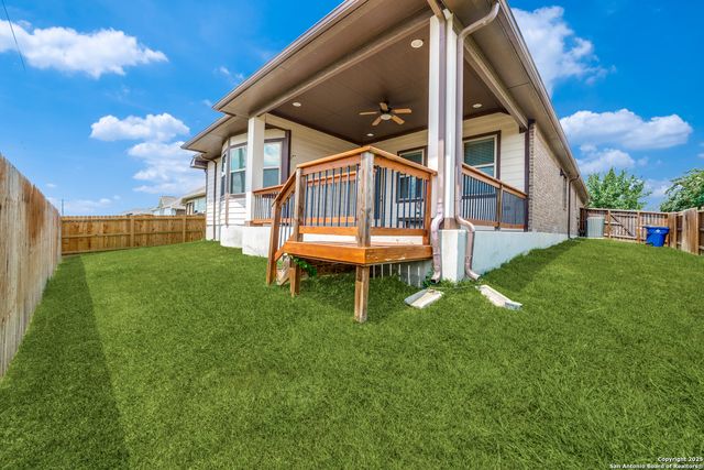 836 Silver Fox, Cibolo, TX 78108