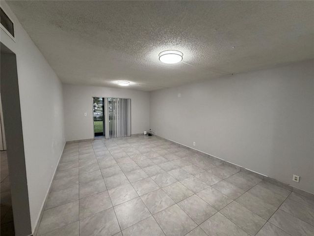 4138 NW 88th Avenue 107, Coral Springs, FL 33065