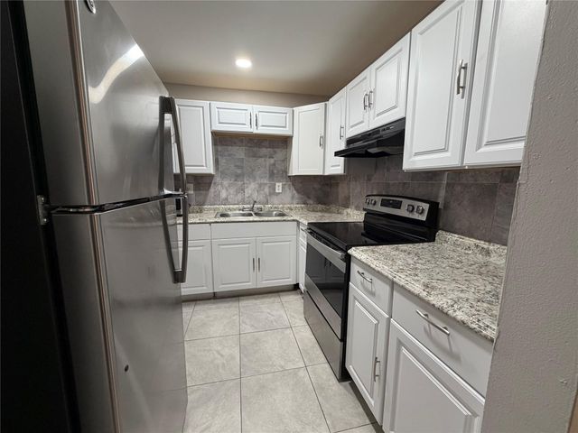 4138 NW 88th Avenue 107, Coral Springs, FL 33065